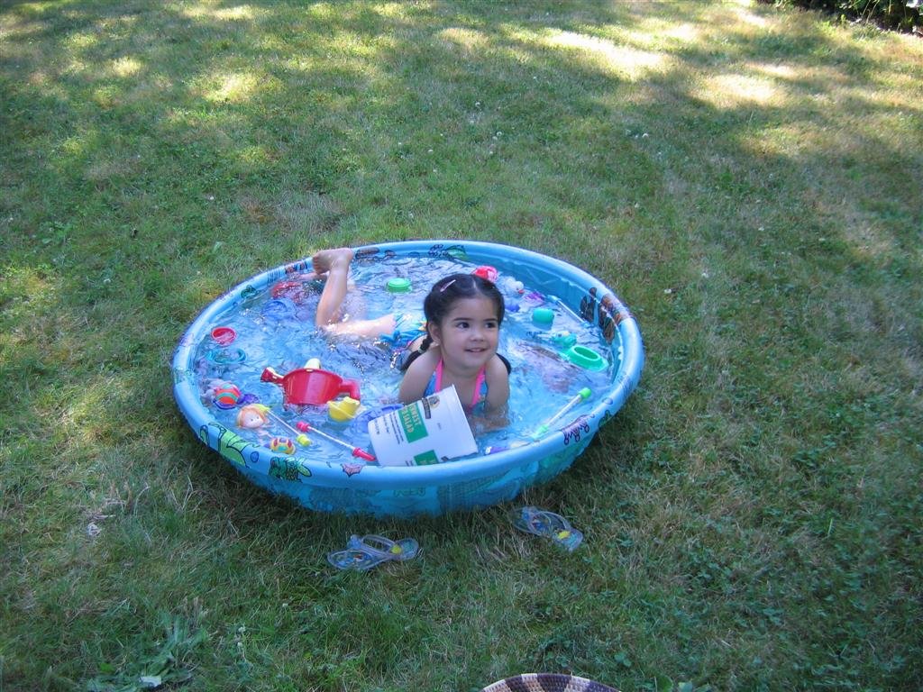 playinginthepool.jpg