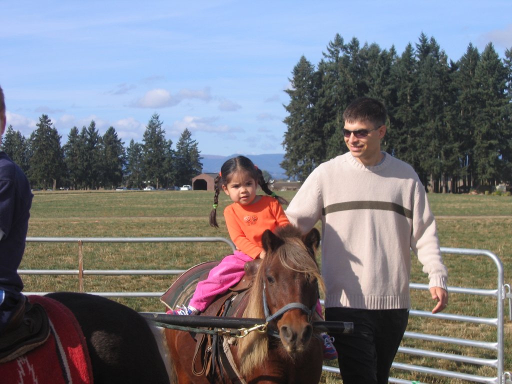 allyridestheponyatthefarmlastyearshewasscaredtodoitbutnowshelovesit.jpg