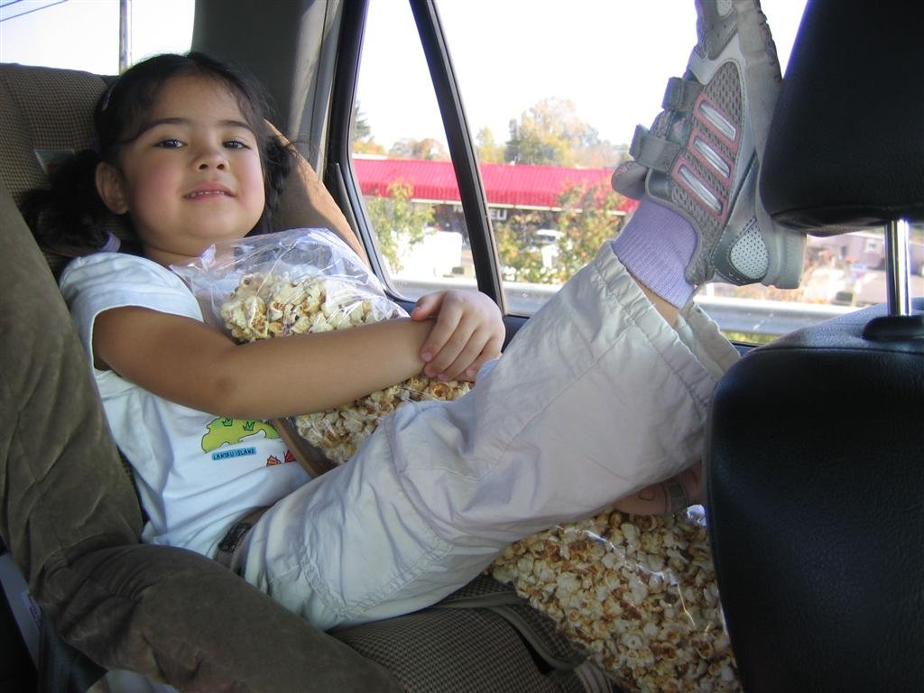 allywithalotofpopcorn.jpg