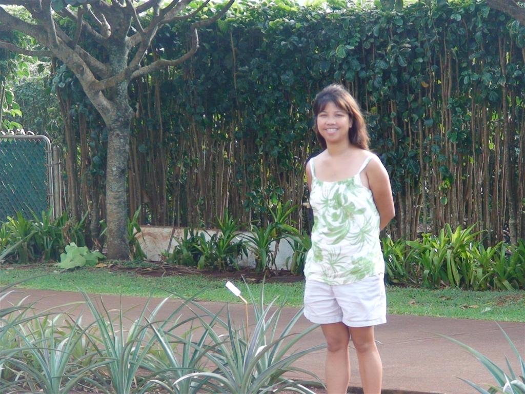 helenenjoyinghawaii.jpg