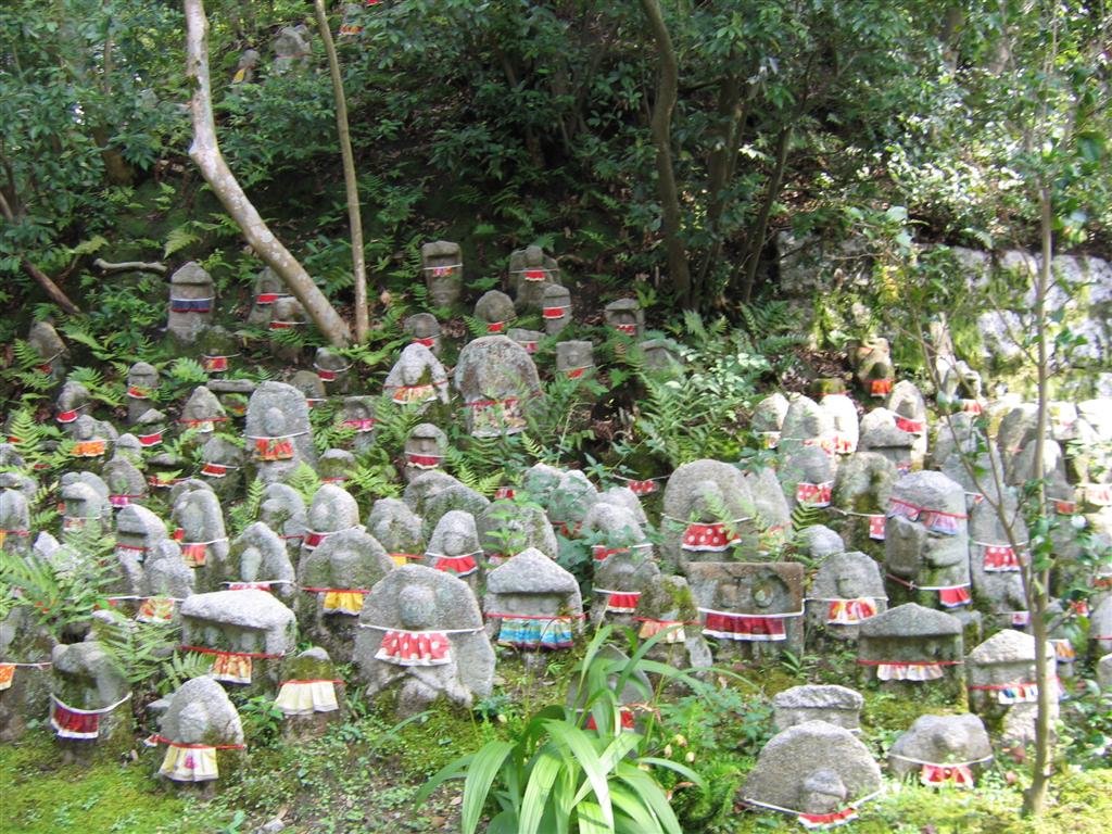 moredecoratedstatues.jpg