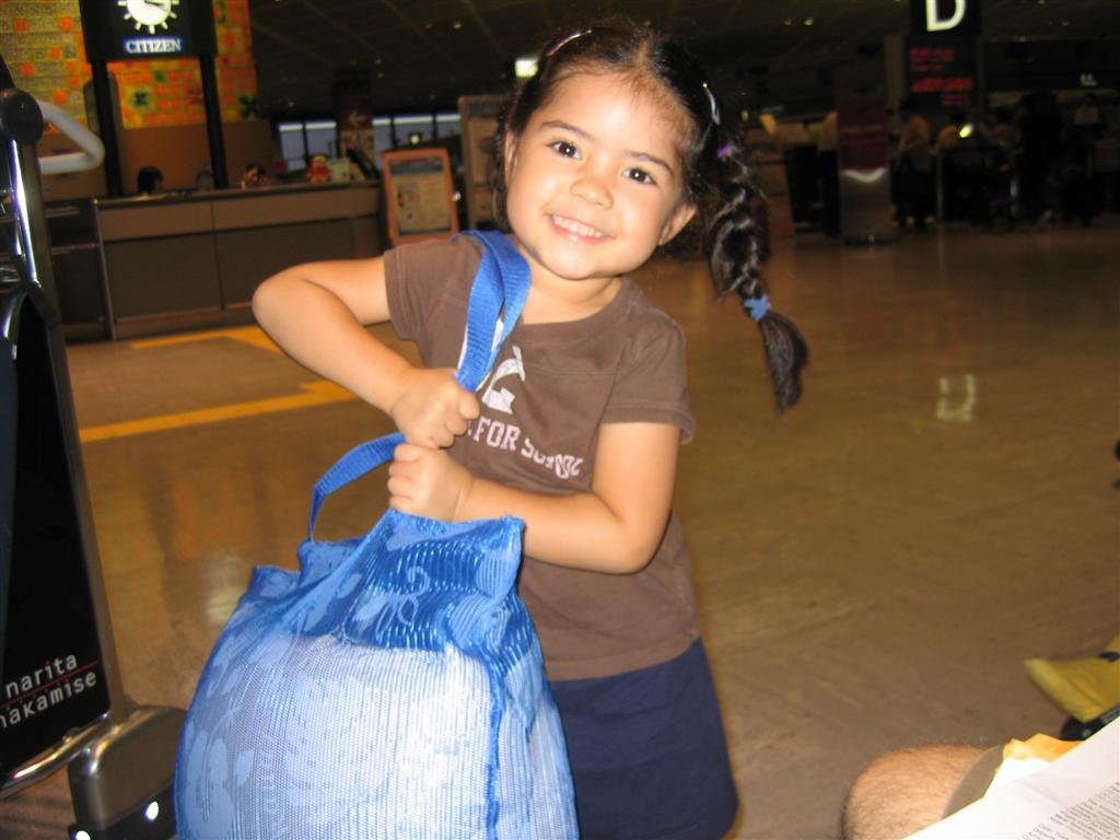 carryingherbag.jpg