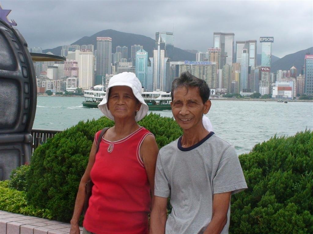 tatayandinangonthewaterfront.jpg